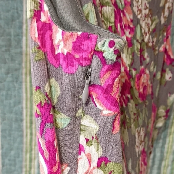 She + Sky Floral Cross-Front Mini Dress - Pink and Gray - Picture 5 of 6